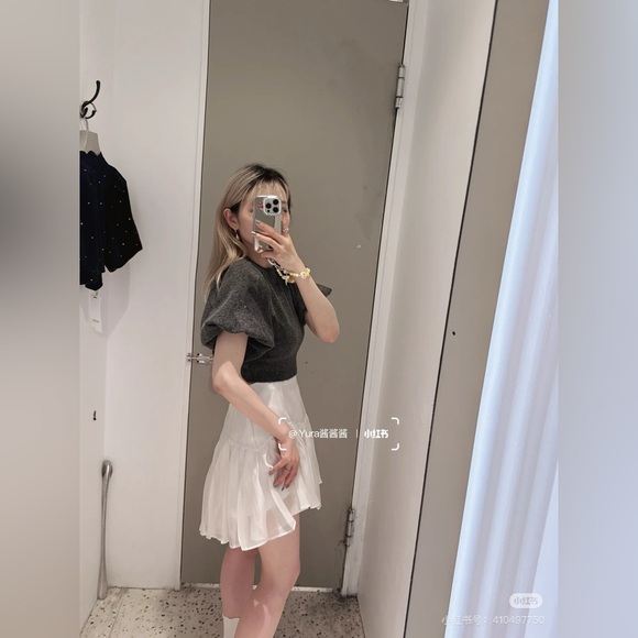 Snidel Women's Cropped Knit Pullover with Design Sleeves - Picture 8 of 11